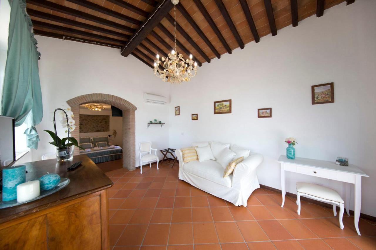 Podere Le Volte Country House La Mita Чивителла-ин-Валь-ди-Кьяна Экстерьер фото